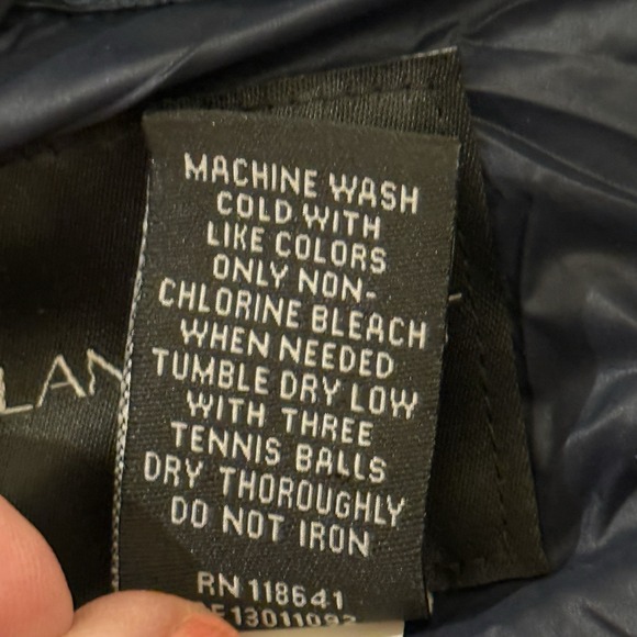 Lane Bryant Women's Down Puffer Jacket Size 26/28 Hooded Black Quilted Coat - Picture 8 of 8